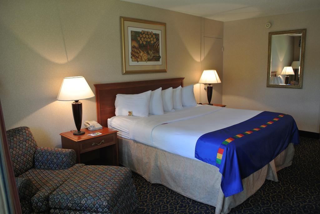 Park Inn By Radisson Harrisburg West Mechanicsburg Zimmer foto