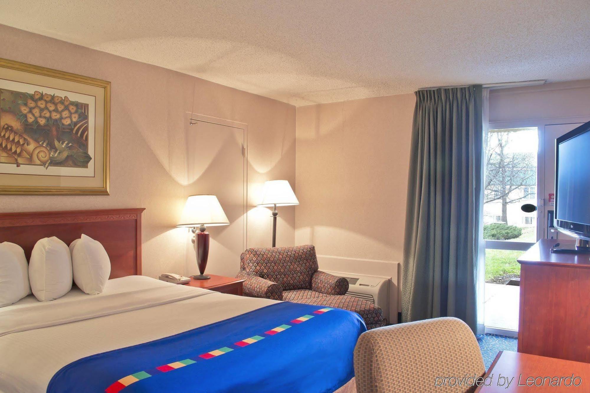Park Inn By Radisson Harrisburg West Mechanicsburg Zimmer foto